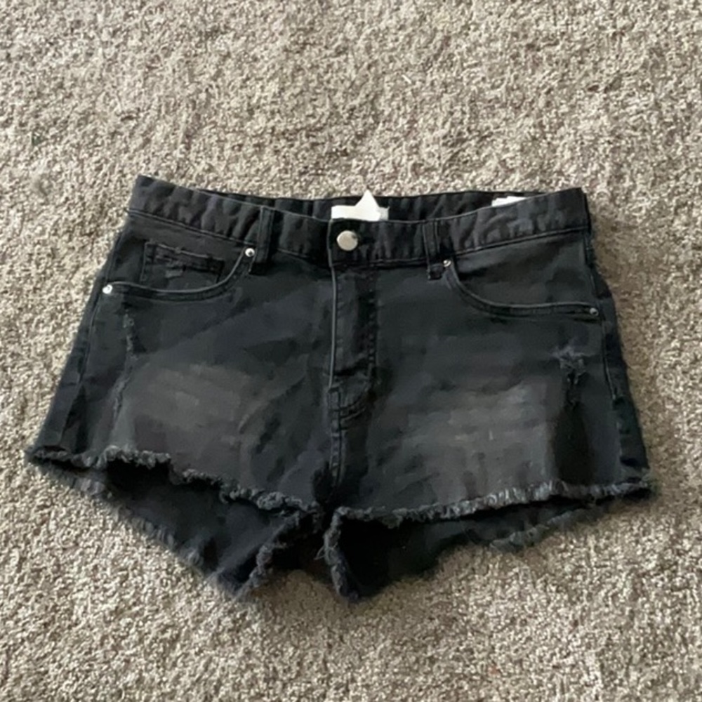 H&M black, lightly distressed, US Womens size 8 jean shorts. Good condition.